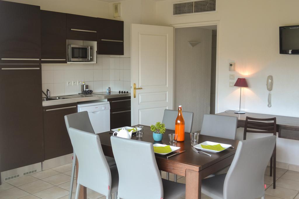 Le Rivage Lejlighedshotel Mandelieu Eksteriør billede